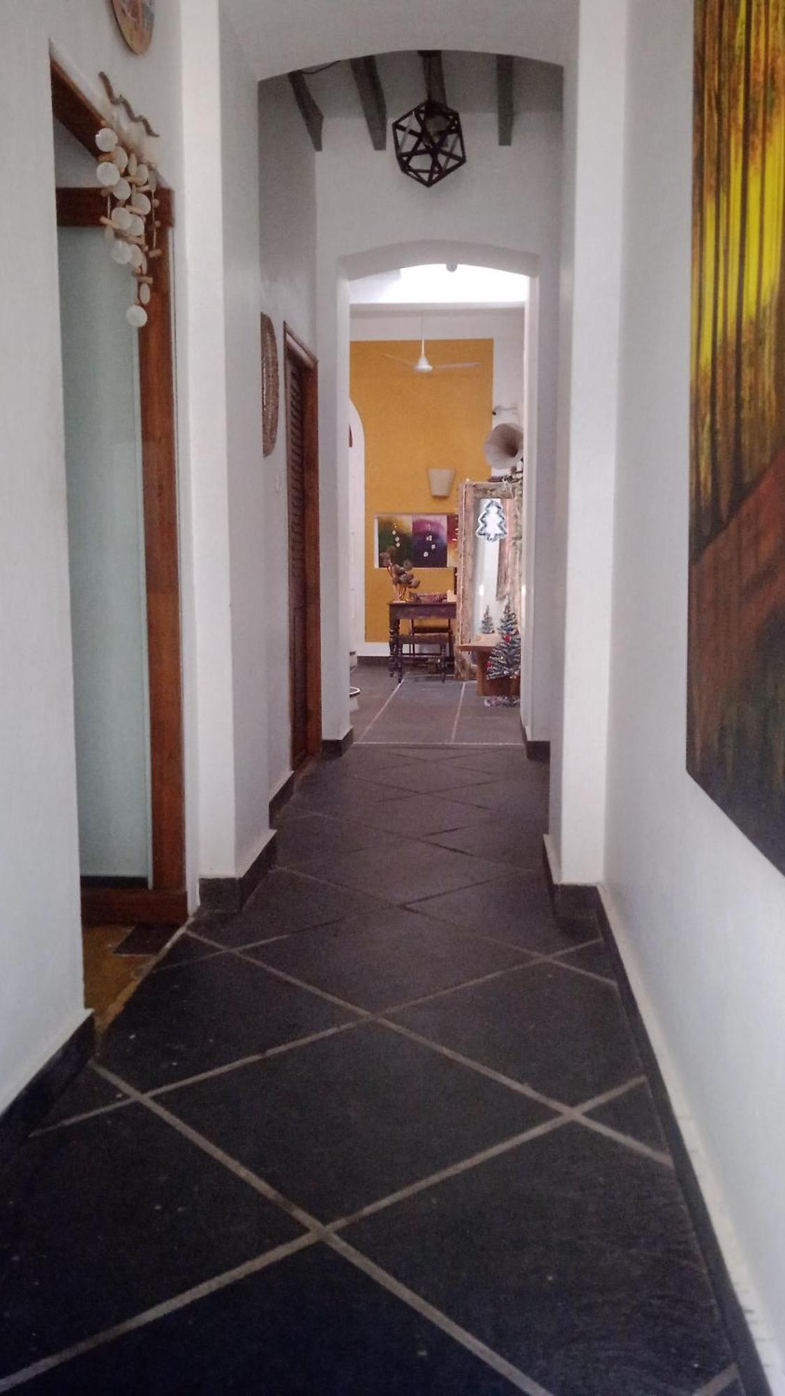 French Rivera Guest House Puducherry Værelse billede